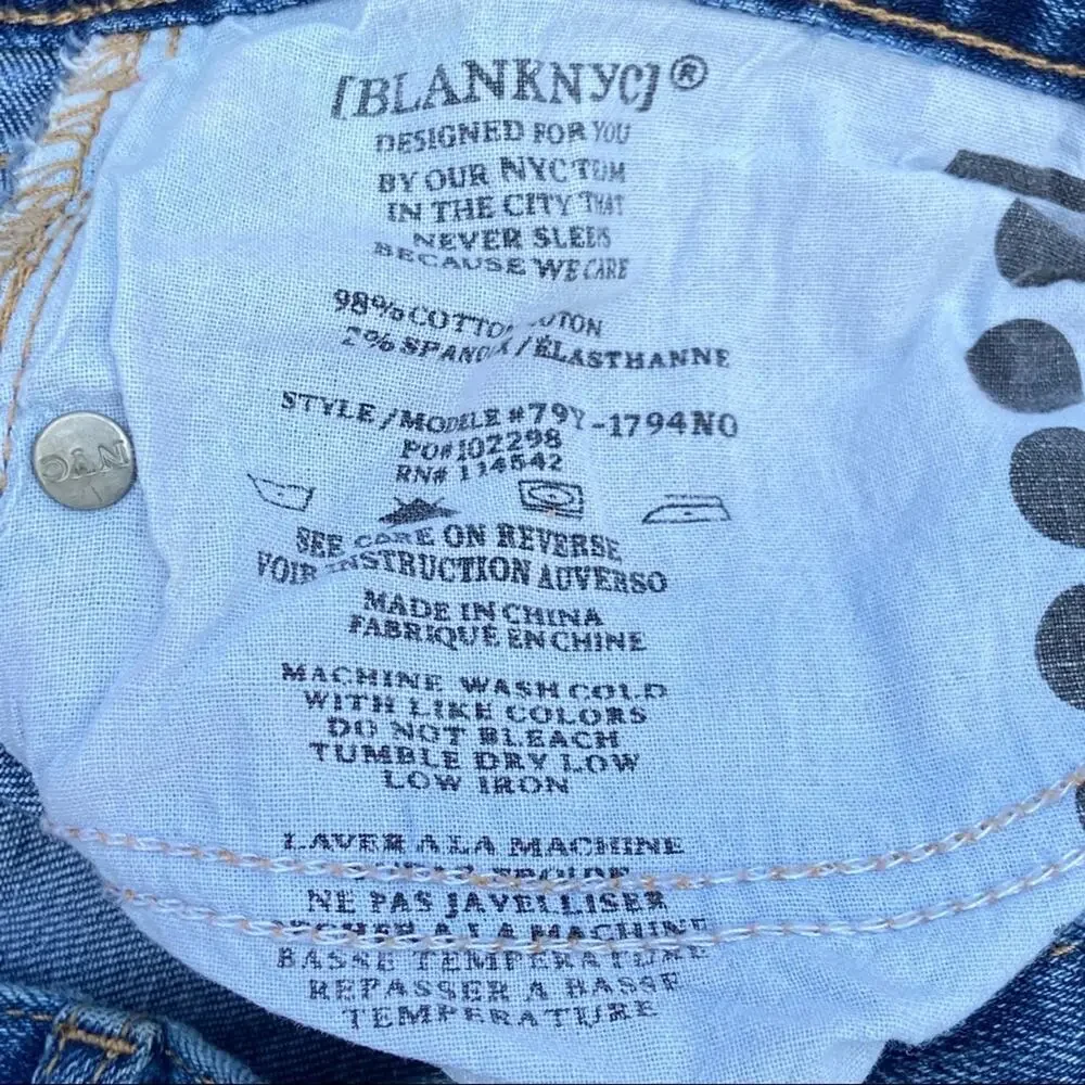 BLANK NYC High Rise Button Fly Destructed Hem Finish 5 Pocket Jeans Size 30